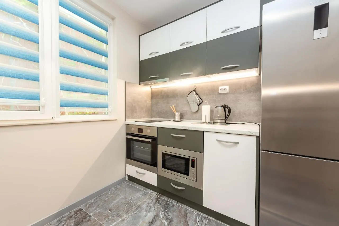 Downtown Apartment בורגאס
