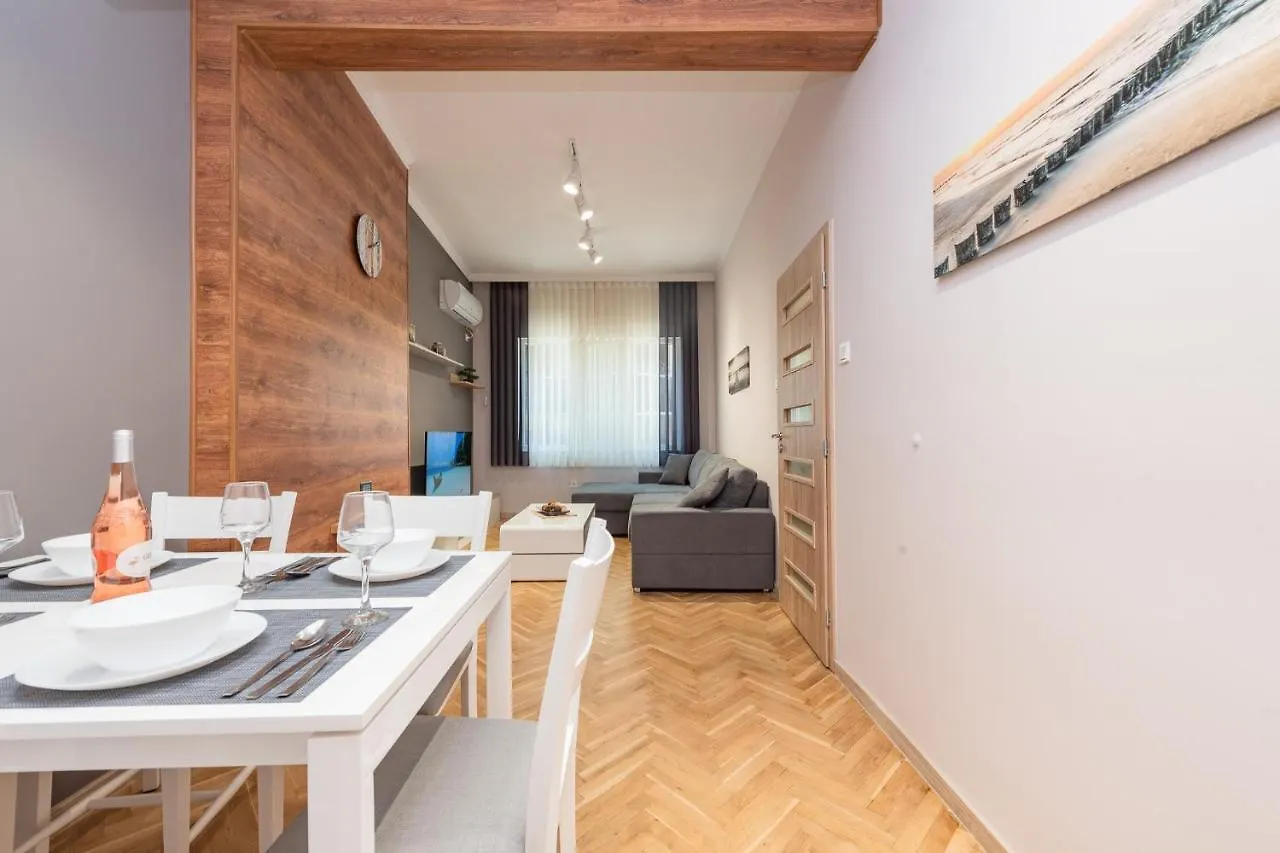 Downtown Apartment בורגאס 0*,  בולגריה